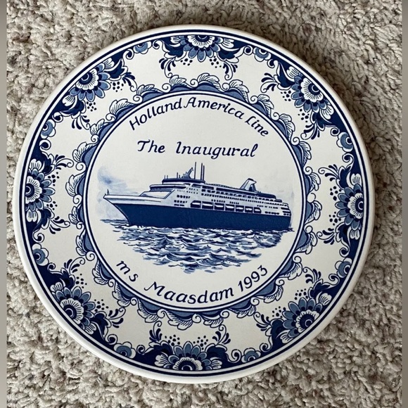 Holland America Line The Inaugural Ms Maasdam 1993 Blauw Delft Plate-EUC - Picture 1 of 4